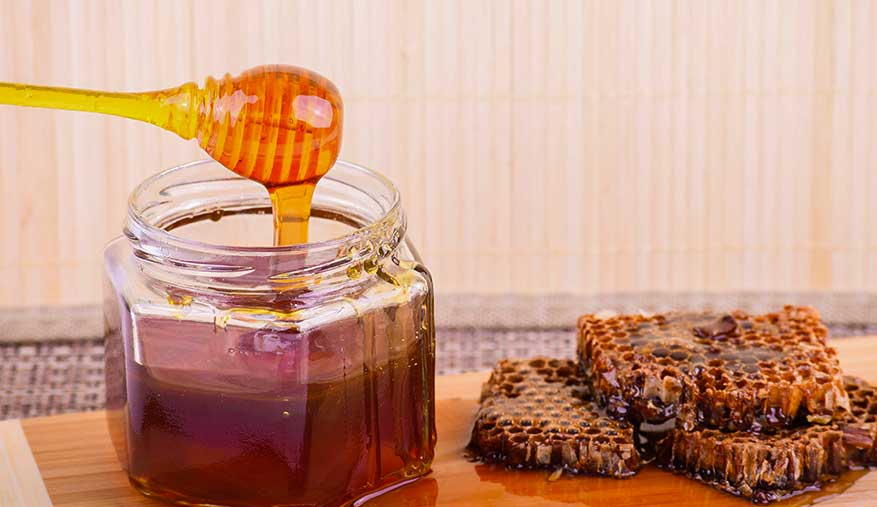 Fall Into National Honey Month With Plastic Boxes